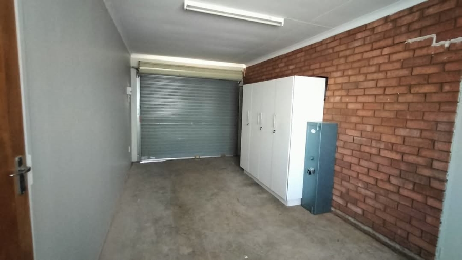 3 Bedroom Property for Sale in Heuwelsig Free State